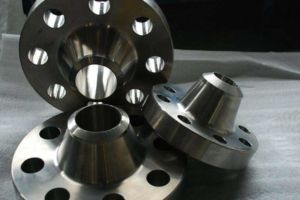 Titanium flanges